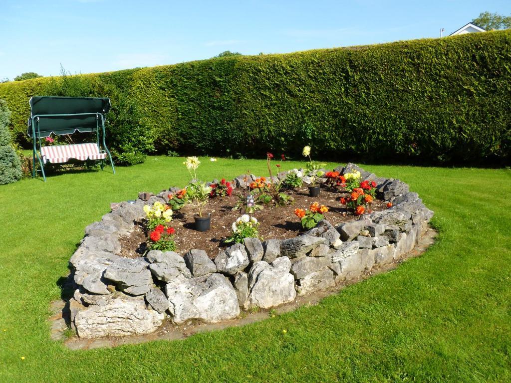 Riverwalk House B&B Oughterard Dış mekan fotoğraf